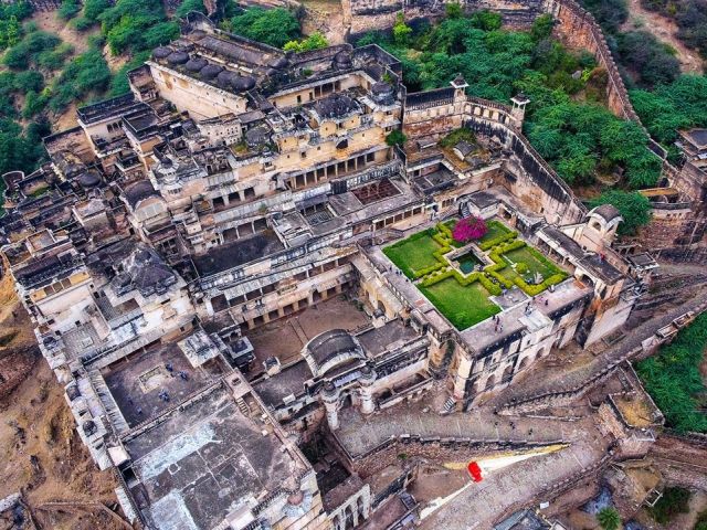 Udaipur Dahil Altın Üçgen Turu 6 Gece 7 Gün