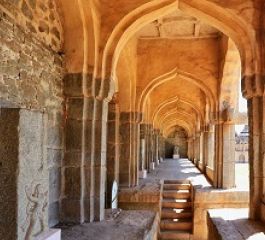 Goa’dan Hampi Turu 2 Gece / 3 Gün